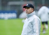 Fussball Training Deutsche Nationalmannschaft in Stuttgart: Bundestrainer Flick (Deutschland)