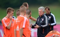 Fussball 1. Bundesliga 12/13: Trainingsauftakt FC Bayern Muenchen