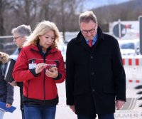 Corona Teststelle Tuebingen: Corona-Drive-In auf dem Tuebinger Festplatz