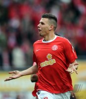 1. Fussball Bundesliga: JUBEL Adam Szalai (1. FSV Mainz 05)