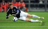 Fussball CHL  Saison 2010/2011:  Torwart Manuel Neuer (FC Schalke 04)