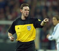 FUSSBALLSchiedsrichter Hugh Dallas (SCO)