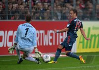 Fussball  1. Bundesliga  13/14: SC Freiburg - FC Bayern Muenchen