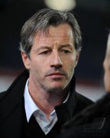 Fussball: 1. Bundesliga Saison 2010/2011: Hannover 96 - VfB Stuttgart