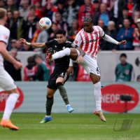 Fussball 1. Bundesliga  Saison  2025/2026  28. Spieltag SC Freiburg - FC Bayern Muenchen