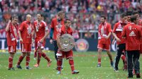 Fussball 1. Bundesliga  Saison  2012/2013: Xherdan Shaqiri (FC Bayern Muenchen)  mit Schale