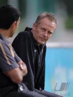 Fussball 1. Bundesliga  Saison 2010/2011  Co - Trainer  Streich (Freiburg)
