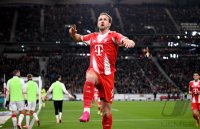 Fussball 1. Bundesliga  Saison  2025/2026  13. Spieltag 
VfB Stuttgart - FC Bayern Muenchen