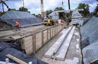 Einschieben Bahnbruecke Baustelle in Ergenzingen auf der Gaeubahn Strecke