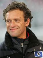 Fussball 1. Bundesliga: Bayern Muenchen - Hamburger SV, Einzelaktion am Ball.