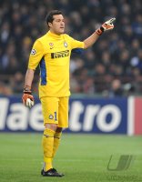 Fussball Champions League  Saison 2011/2012:  Torwart Julio Cesar (Inter Mailand)