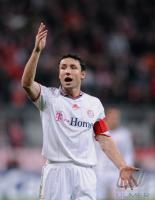 FUSSBALL   CHL 09/10 Mark van Bommel (FCB)