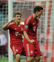 Fussball CHL  Saison 2011/2012:  JUBEL Mario Gomez (FC Bayern Muenchen)