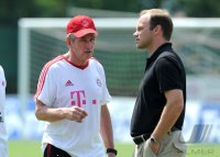 Fussball 1. Bundesliga Saison   2011/2012 :  Trainer Jupp Heynckes, Sportdirektor Christian Nerlinger (v. li., FC Bayern Muenchen)