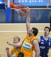Basketball  1. Bundesliga  12/13: Walter Tigers Tuebingen - Eisbaeren Bremerhaven