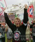 FUSSBALL  1. Liga  FC Bayern  JUBEL  Meisterschale