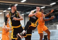 Basketball 2. Bundesliga  20/21: wiha Panthers Schwenningen - Tigers Tuebingen
