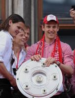 Fussball 1. Bundesliga :  JUBEL BUTT und BUYTEN (FC Bayern Muenchen)