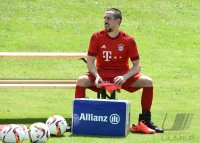 Fussball 1. Bundesliga 2015/2016: Fototermin beim FC Bayern Muenchen
