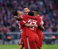 Fussball 1. Bundesliga Saison 18/19: FC Bayern Muenchen - Borussia Dortmund