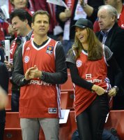 Basketball 1. Bundesliga 2012/2013:  Oliver Bierhoff mit Frau Clara