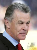Fussball 1. Bundesliga: Trainer Ottmar HITZFELD