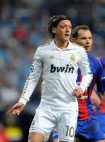FUSSBALL  CHL  Saison 2011/2012:  Mesut Oezil (Real Madrid)