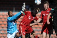 Fussball Regionalliga Sued 2011/2012:  FC Bayern Muenchen II - VfR Wormatia Worms