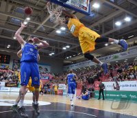 Basketball 1. Bundesliga 15/16 Hauptrunde: Walter Tigers Tuebingen - Basketball Loewen Braunschweig