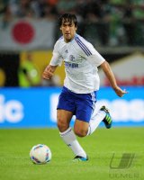 Fussball 1. Bundesliga, Saison 2011/2012: Schalke 04, RAUL am Ball