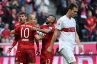 Fussball 1. Bundesliga Saison 15/16: FC Bayern Muenchen - VfB Stuttgart