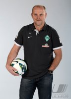 Fussball 1. Bundesliga Saison 12/13: Thomas Schaaf im exklusiven Pressefoto ULMER Shooting