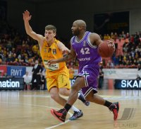 Basketball 1. Bundesliga 14/15 Hauptrunde:  Walter Tigers Tuebingen - BG Goettingen