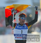 Ackermann mit deutscher Fahne