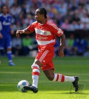 FUSSBALL 1. BUNDESLIGA:  Ze Roberto   (Bayern Muenchen)