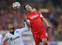 Fussball 1. Bundesliga Saison 14/15: Benedikt Hoewedes (FC Schalke 04)