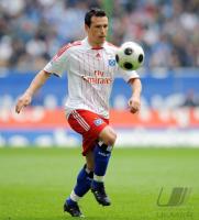 Fussball 1. Bundesliga: Hamburg, TROCHOWSKI Einzelaktion am Ball