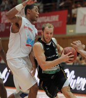 Basketball 1. Bundesliga 2011/2012: s Oliver Baskets Wuerzburg -  Walter Tigers Tuebingen