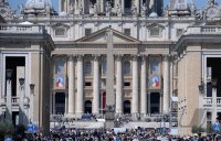 Heiligsprechung Papst Johannes Paul II und Papst Johannes XXIII