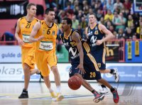 Basketball 1. Bundesliga 14/15 Hauptrunde:  Walter Tigers Tuebingen - Alba Berlin