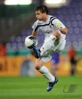 FUSSBALL, DFB Pokal 1. Hauptrunde: 1860 Muenchen, HALFAR am Ball