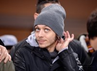 Fussball International Serie A 13/14: Motorradrennfahrer iund Fussballfan Valentino Rossi