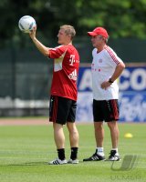 Fussball 1. Bundesliga Saison   2011/2012 : Bastian Schweinsteiger, Trainer Jupp Heynckes  (v. li., FC Bayern Muenchen)