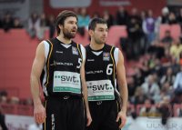 Basketball  1. Bundesliga  10/11  Walter Tigers Tuebingen - Mitteldeutschen Basketball Club