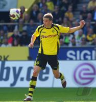 FUSSBALL, 1. BUNDESLIGA, 31. Spieltag: Dortmund, BENDER Einzelaktion