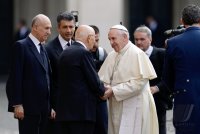 Rom, Staatschef Napolitano (Italien) empfaengt Papst Franziskus