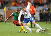 FUSSBALL WM 2010, VORRUNDE:  Kamerun - Holland