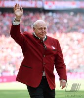 Fussball 1. Bundesliga Saison 15/16: FC Bayern Muenchen - Hannover 96