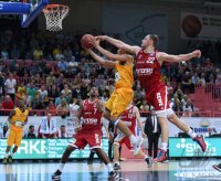 Basketball 1. Bundesliga 14/15 Hauptrunde:  Walter Tigers Tuebingen - Brose Baskets Bamberg