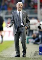 Fussball 1. Bundesliga: Dortmund - Stuttgart, TRAPATTONI